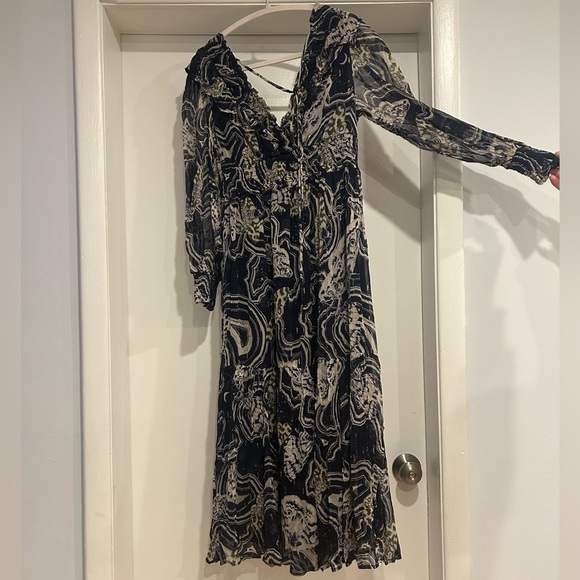 Anthropologie Printer Johnson Long-Sleeve V-Neck Textured Midi Dress - Picture 6 of 8